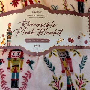 Envogue Pink and Red Nutcracker Plush Blanket